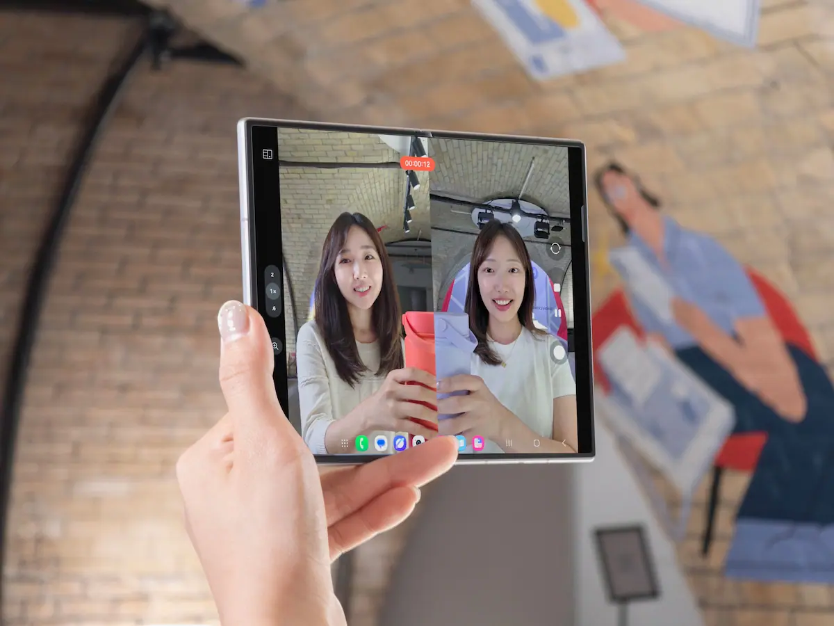Galaxy Z Fold 8 מצלמה כפולה הקלטה